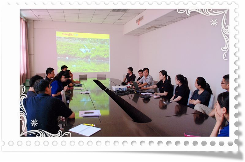 7 山东开云(中国)官方:团委兴趣小组组织摄影培训.jpg